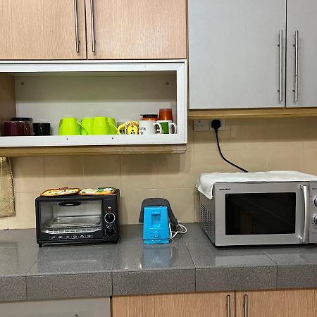 D'Lestari Homestay Seri Kembangan Ngoại thất bức ảnh