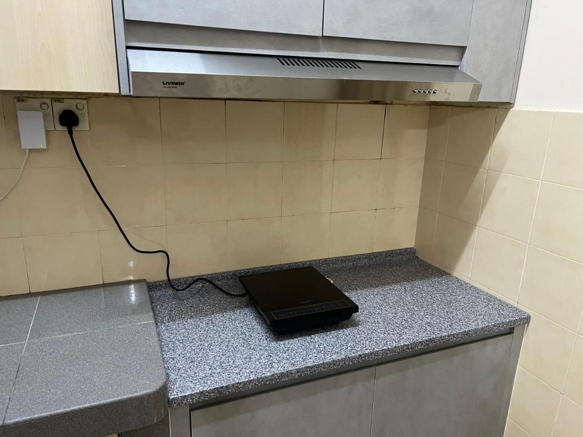 D'Lestari Homestay Seri Kembangan Ngoại thất bức ảnh