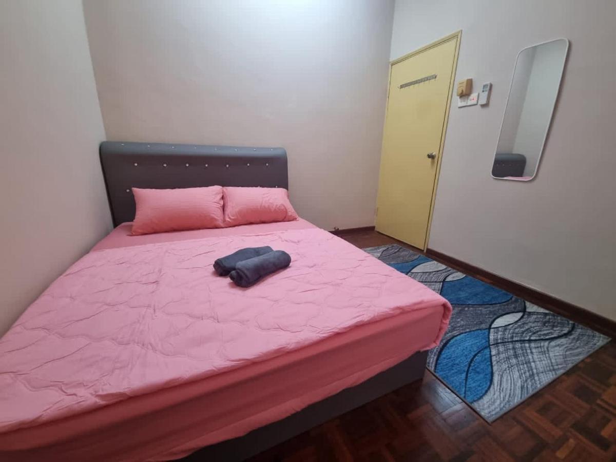 D'Lestari Homestay Seri Kembangan Ngoại thất bức ảnh